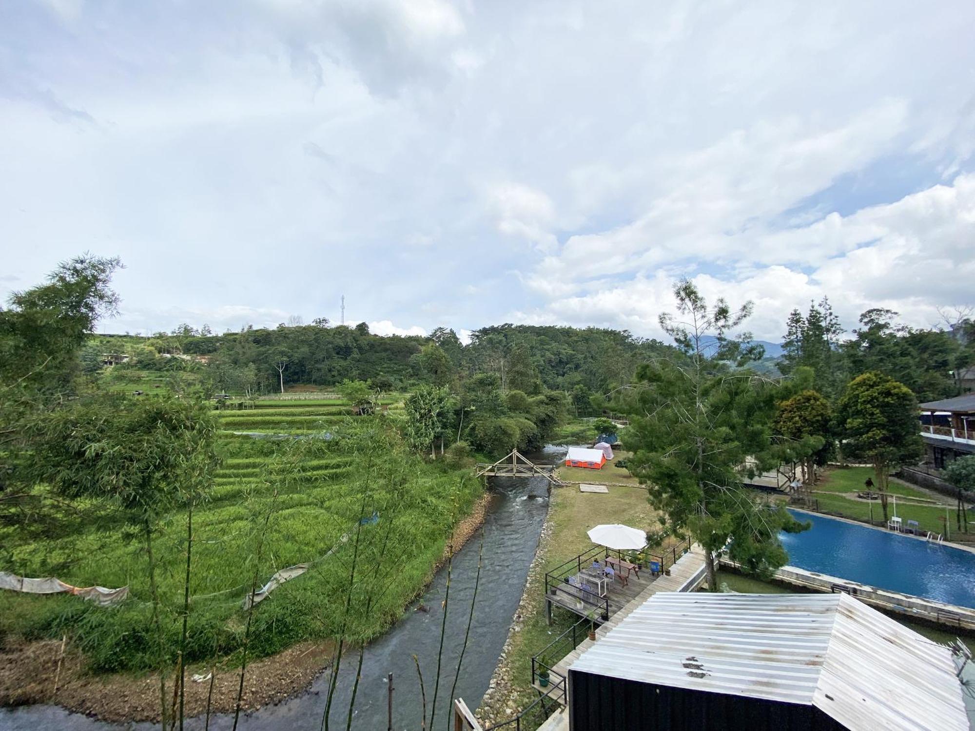 Shine River Ciwidey Exterior foto